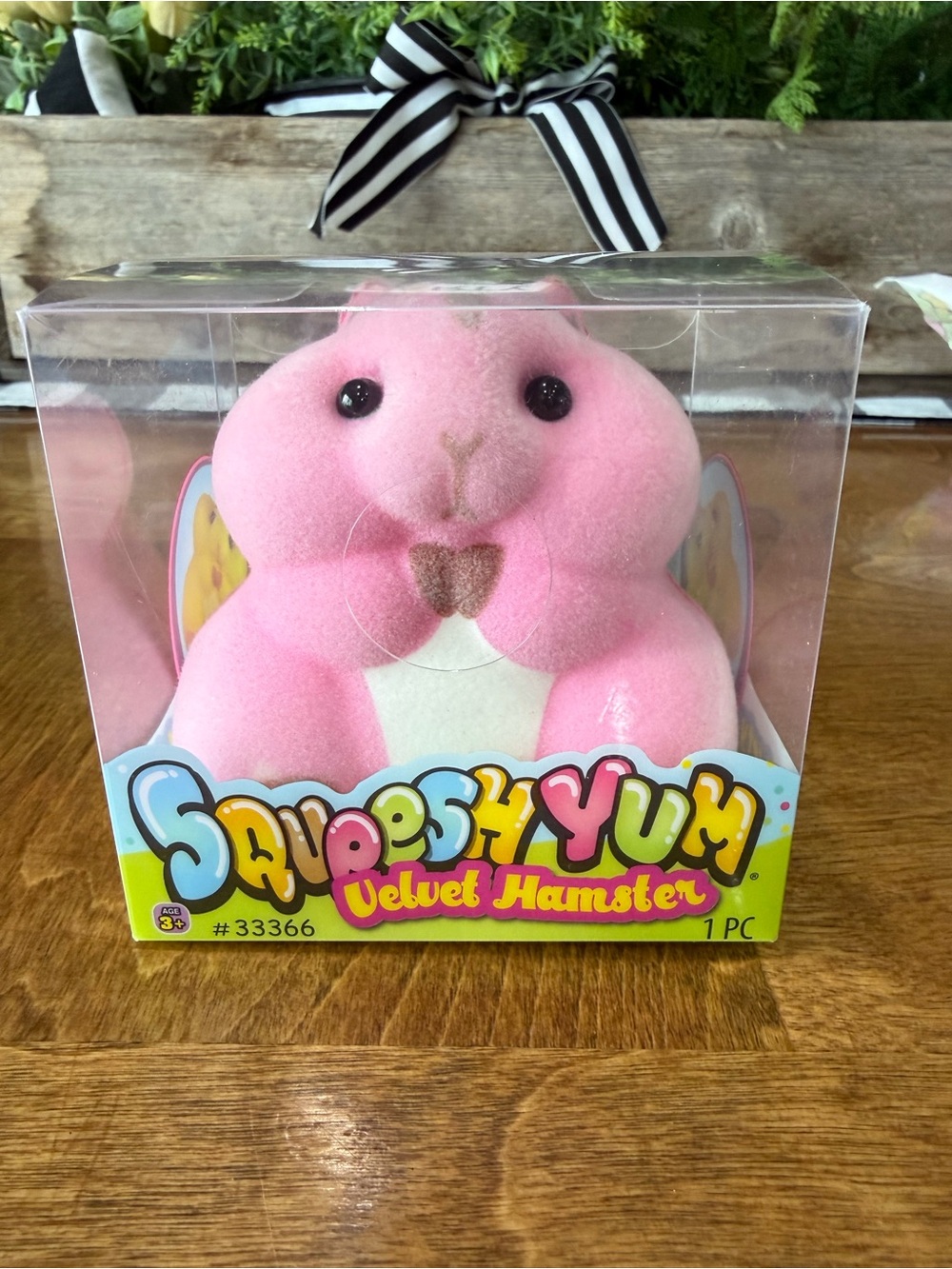 Squeesh yum Velvet Hamster Plush — Pink